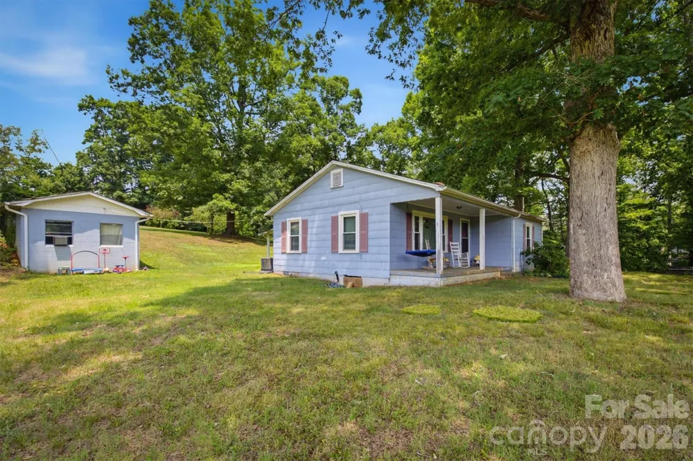 3769 Cameron Place Hudson, NC 28638