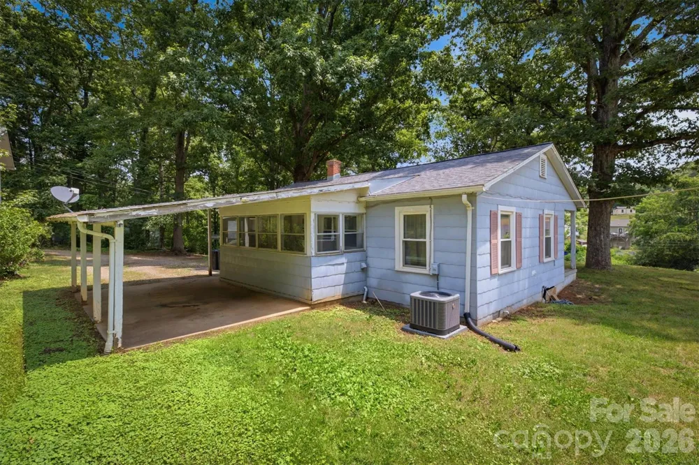 3769 Cameron Place Hudson, NC 28638