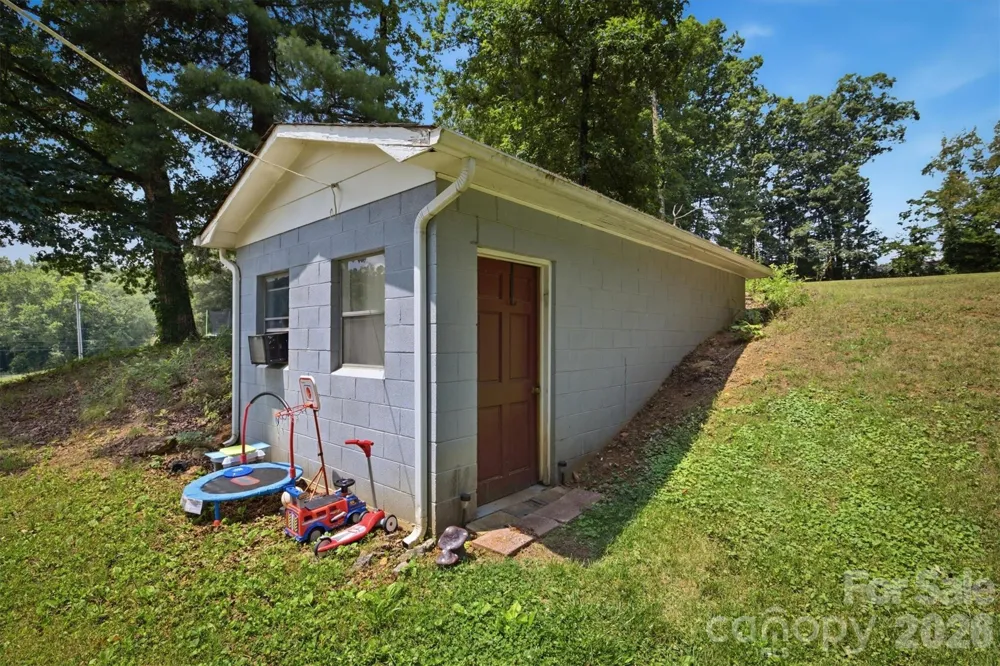 3769 Cameron Place Hudson, NC 28638
