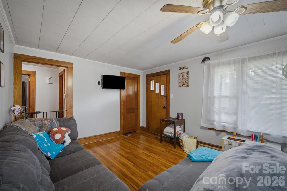 3769 Cameron Place Hudson, NC 28638