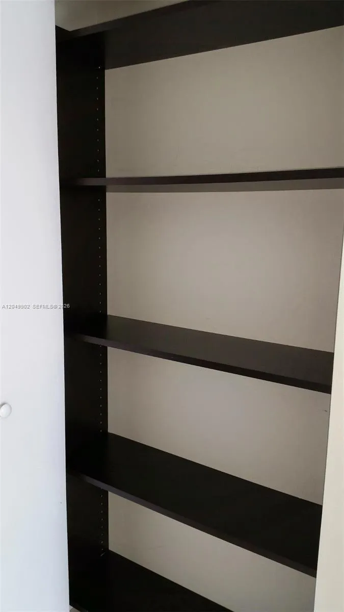 1800 Bayshore Dr #3310 Miami, FL 33132