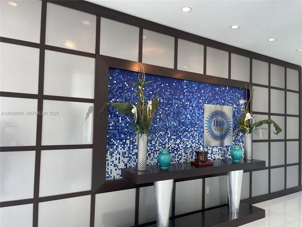 1800 Bayshore Dr #3310 Miami, FL 33132
