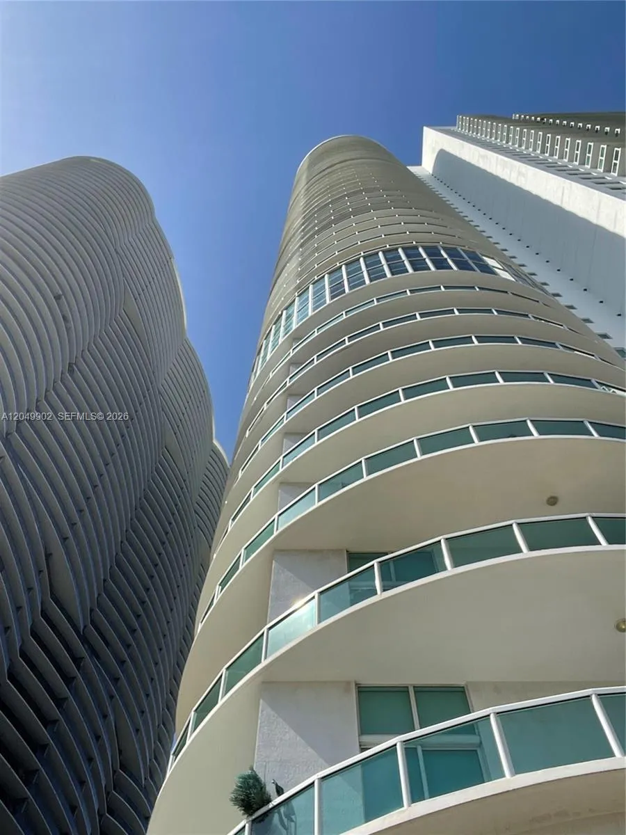 1800 Bayshore Dr #3310 Miami, FL 33132