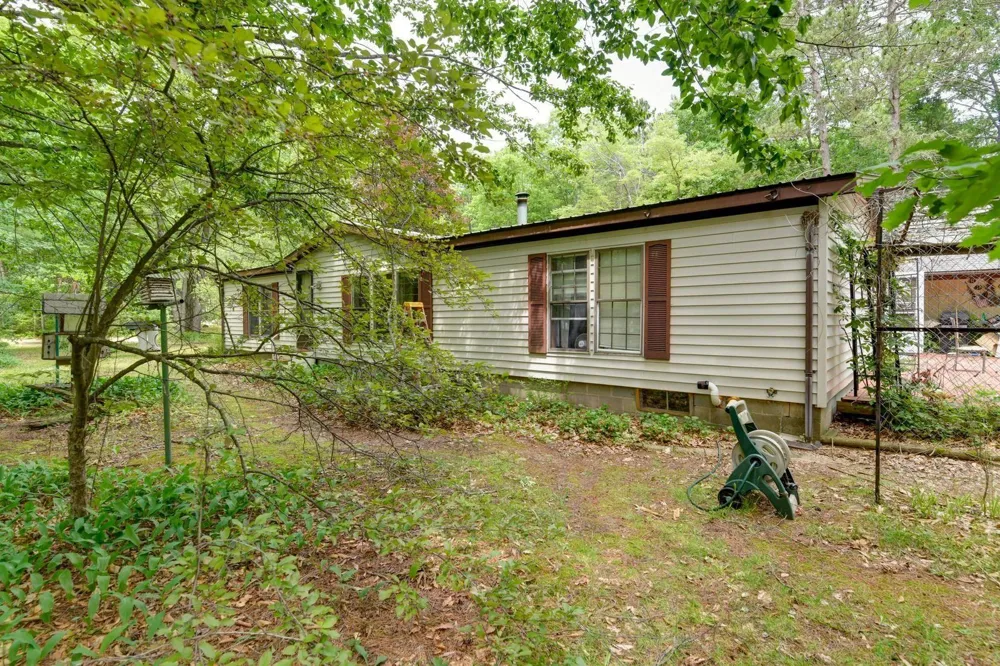 11572 NE Centralia Avenue Bear Lake Township, MI 49646