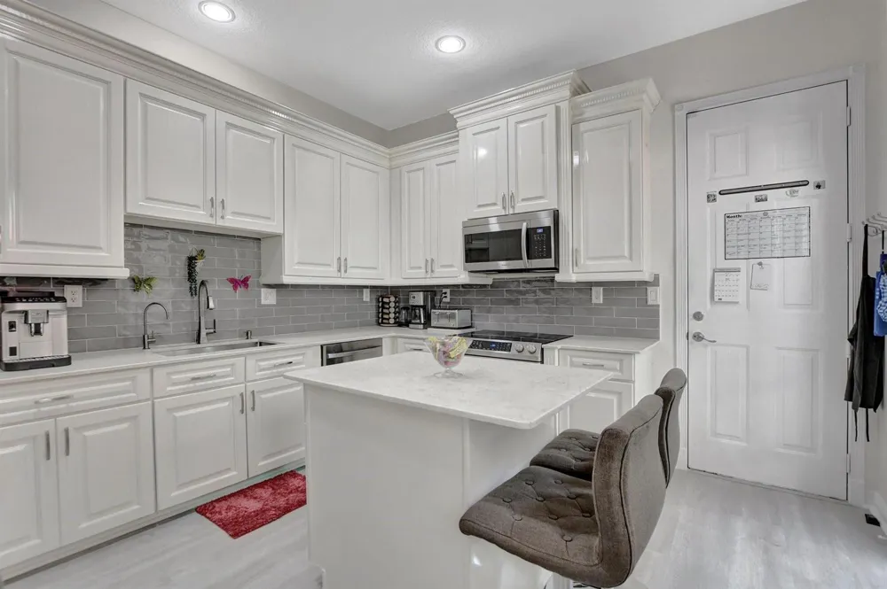 8316 NW 9th Avenue Boca Raton, FL 33487