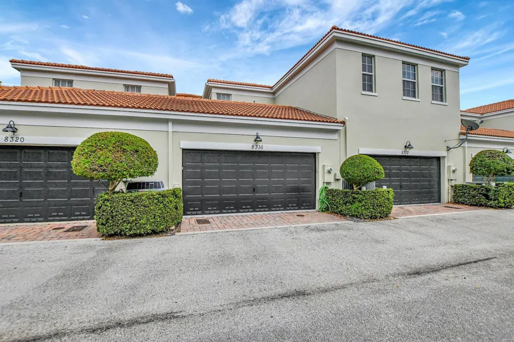 8316 NW 9th Avenue Boca Raton, FL 33487