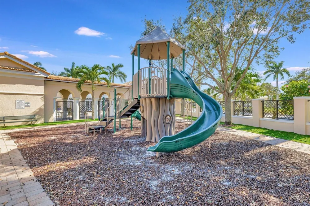 8316 NW 9th Avenue Boca Raton, FL 33487