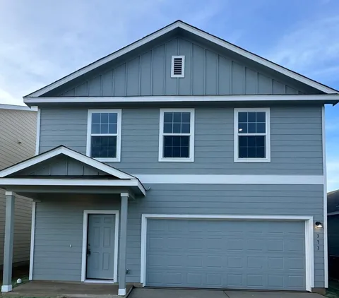 333 Amber Glen