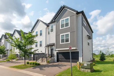 8658 London Circle NE #E
