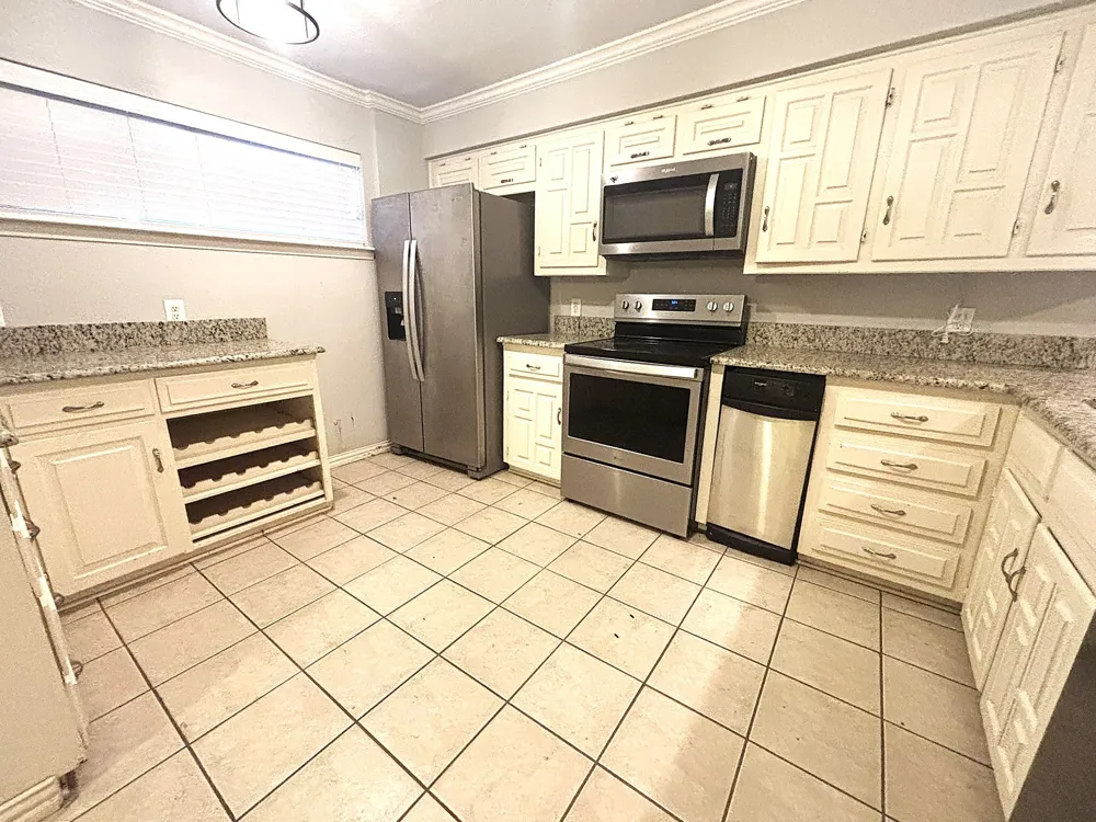 2969 Country Place Circle Carrollton, TX 75006