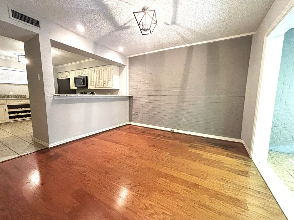 2969 Country Place Circle Carrollton, TX 75006