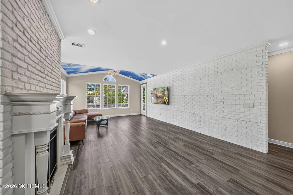 1 Percheron Road Manalapan, NJ 07726