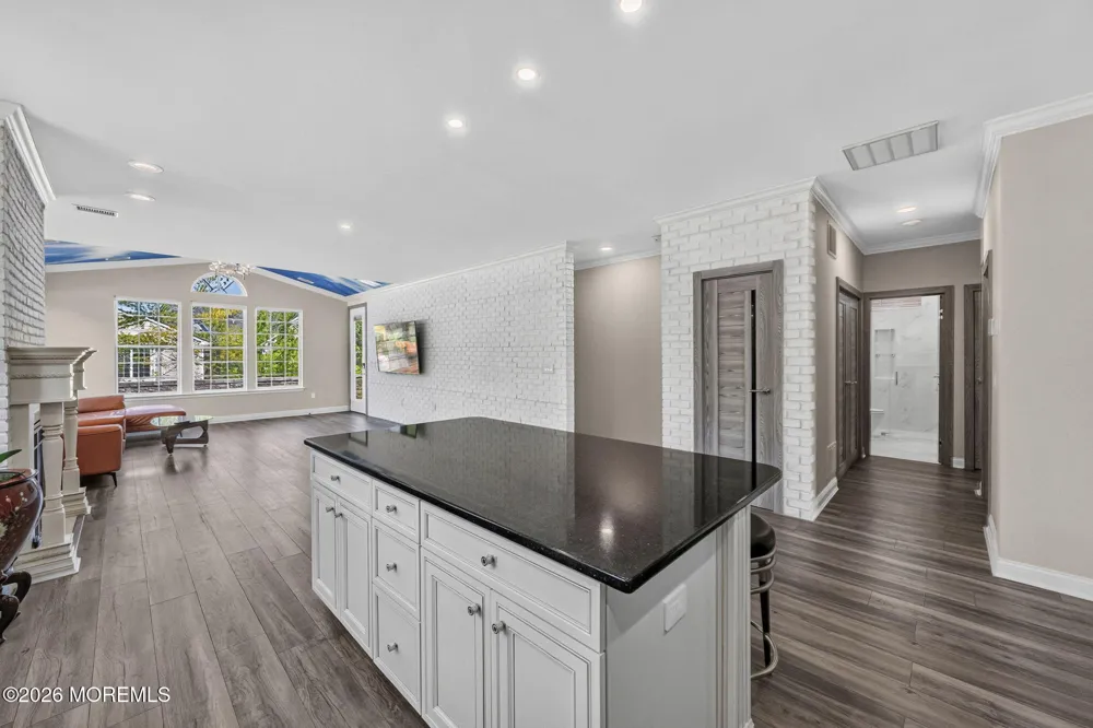 1 Percheron Road Manalapan, NJ 07726