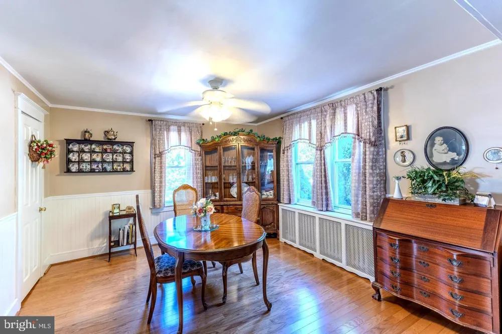 1919 PERSHING AVENUE Morton, PA 19070