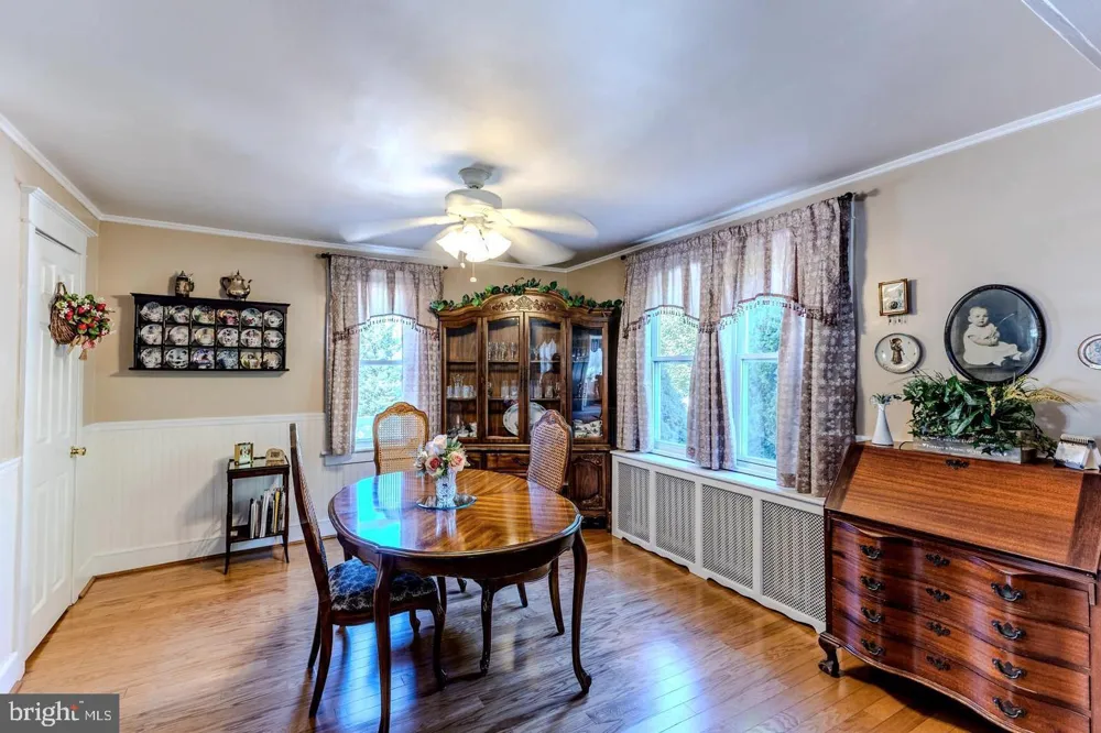 1919 PERSHING AVENUE Morton, PA 19070