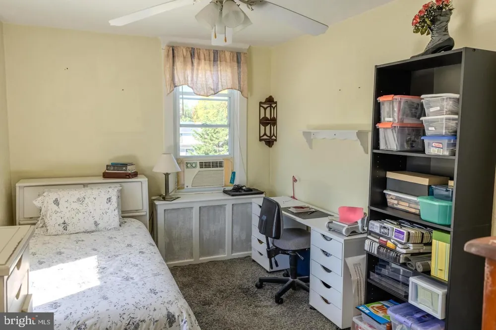 1919 PERSHING AVENUE Morton, PA 19070