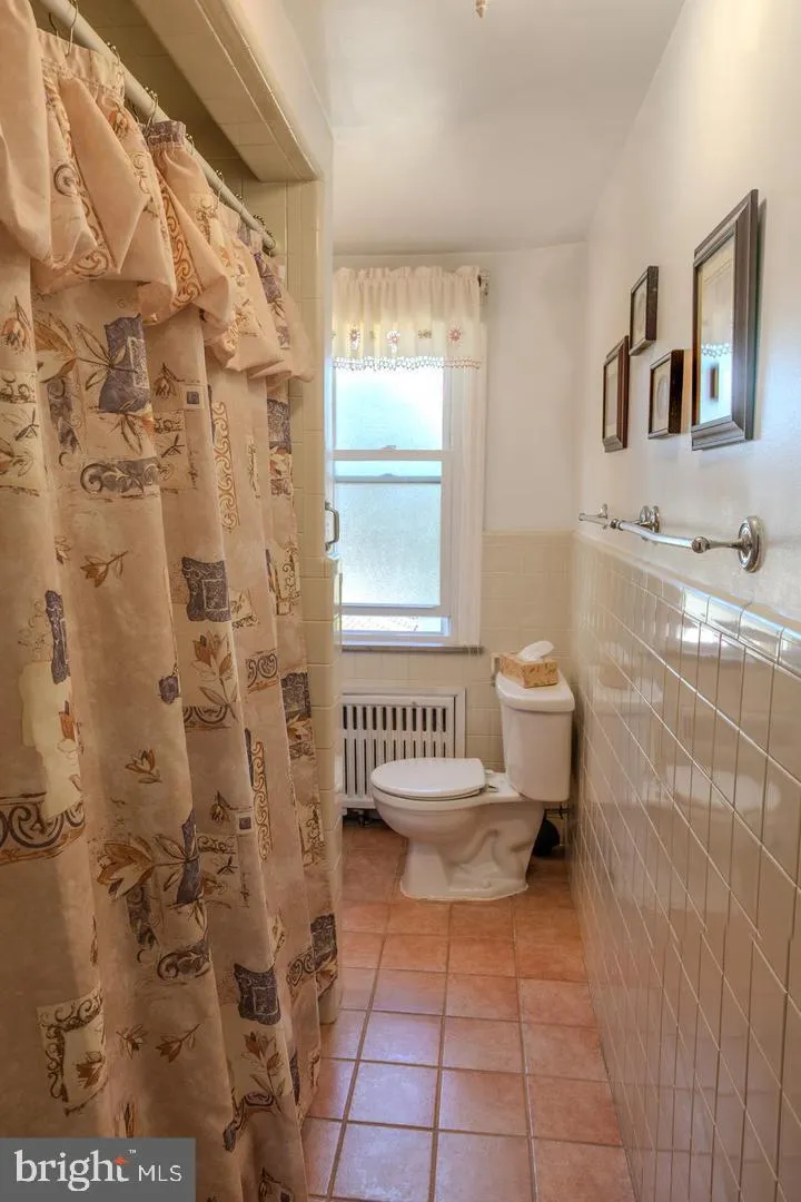 1919 PERSHING AVENUE Morton, PA 19070