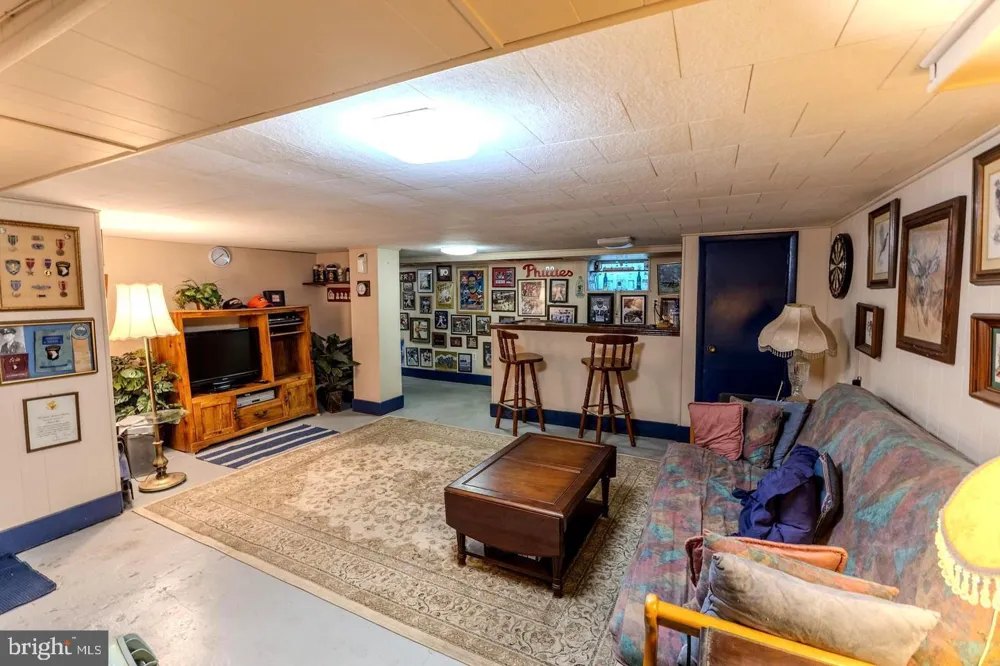 1919 PERSHING AVENUE Morton, PA 19070