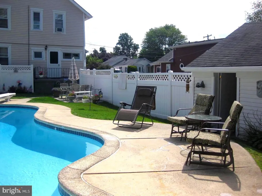 1919 PERSHING AVENUE Morton, PA 19070