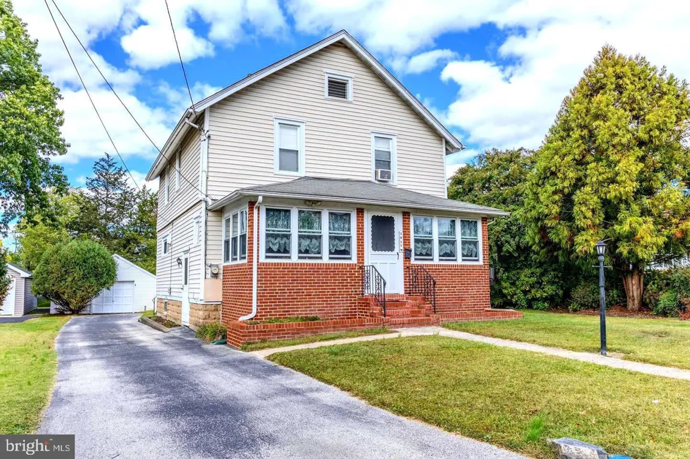 1919 PERSHING AVENUE Morton, PA 19070
