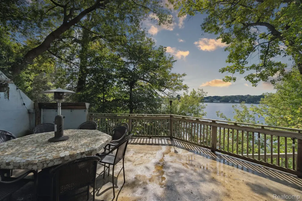 4475 Harp Drive Fenton Charter Township, MI 48451