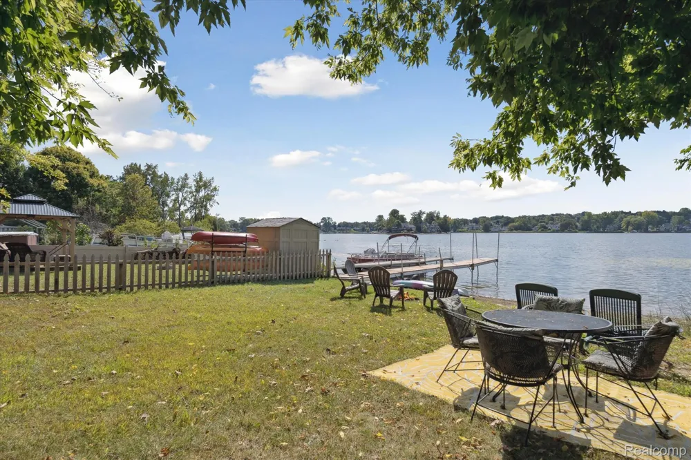 4475 Harp Drive Fenton Charter Township, MI 48451