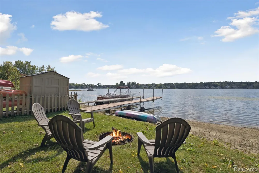 4475 Harp Drive Fenton Charter Township, MI 48451