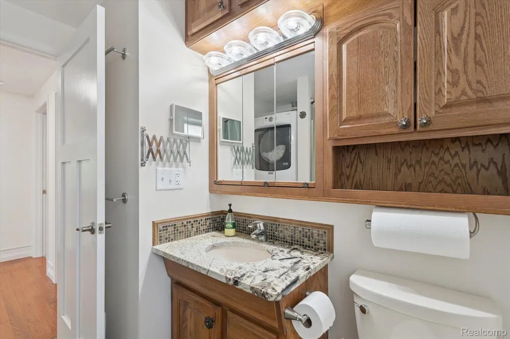 4475 Harp Drive Fenton Charter Township, MI 48451