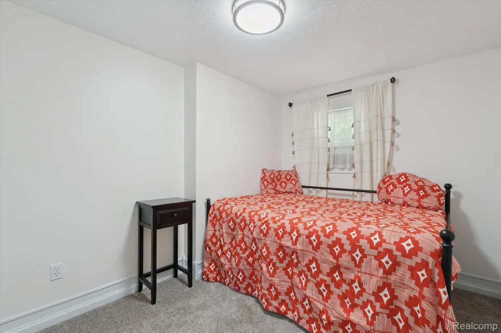 4475 Harp Drive Fenton Charter Township, MI 48451