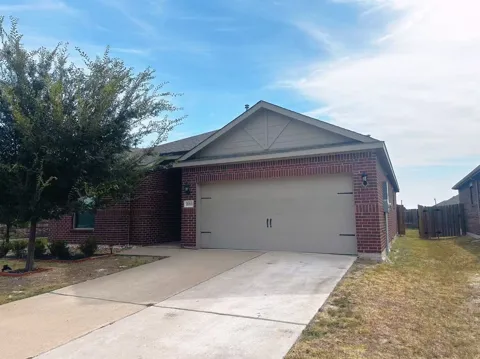 2013 EMMA COURT
