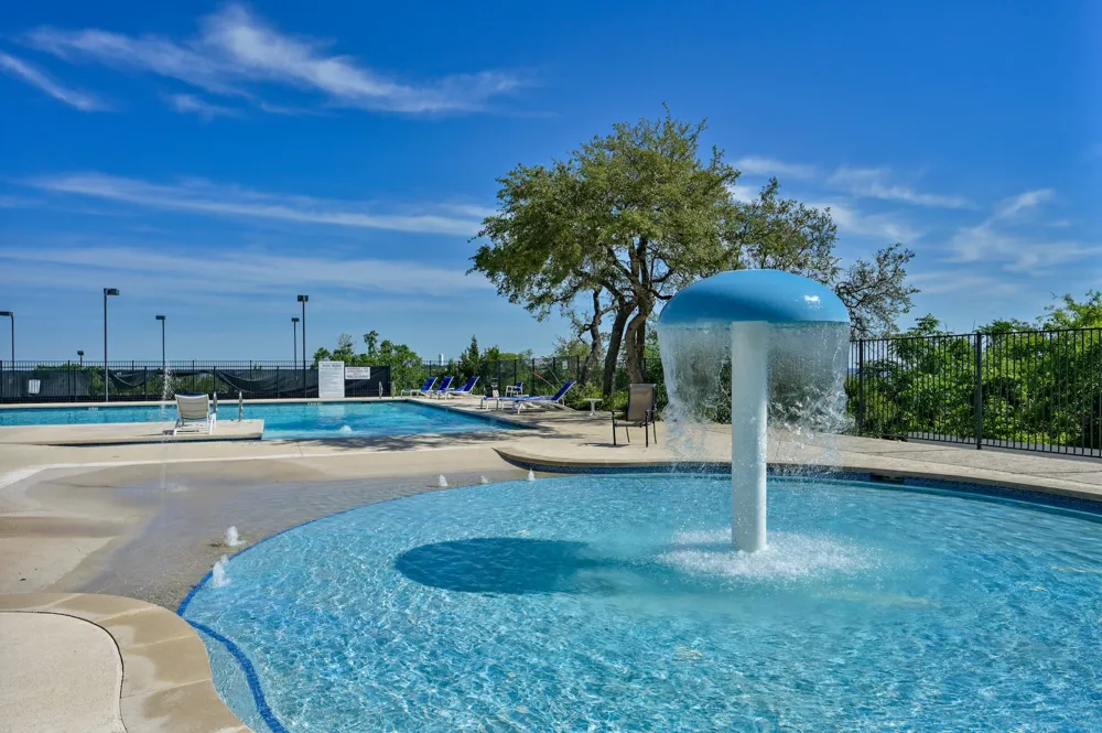 208 Aria Ridge #602 Austin, TX 78738