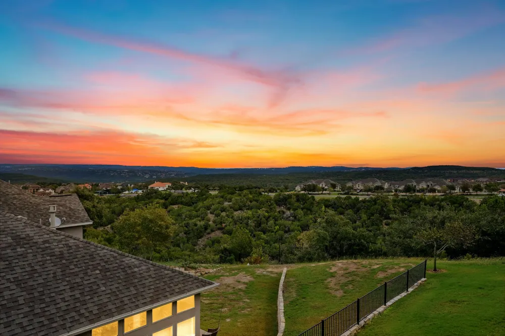 208 Aria Ridge #602 Austin, TX 78738