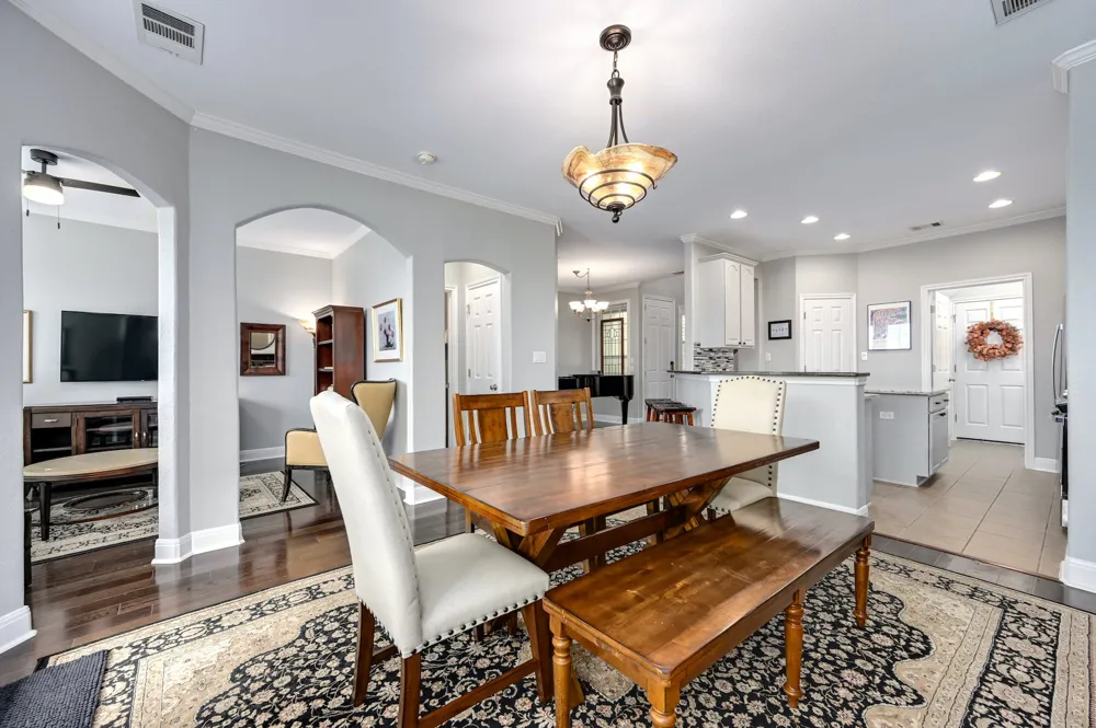 208 Aria Ridge #602 Austin, TX 78738