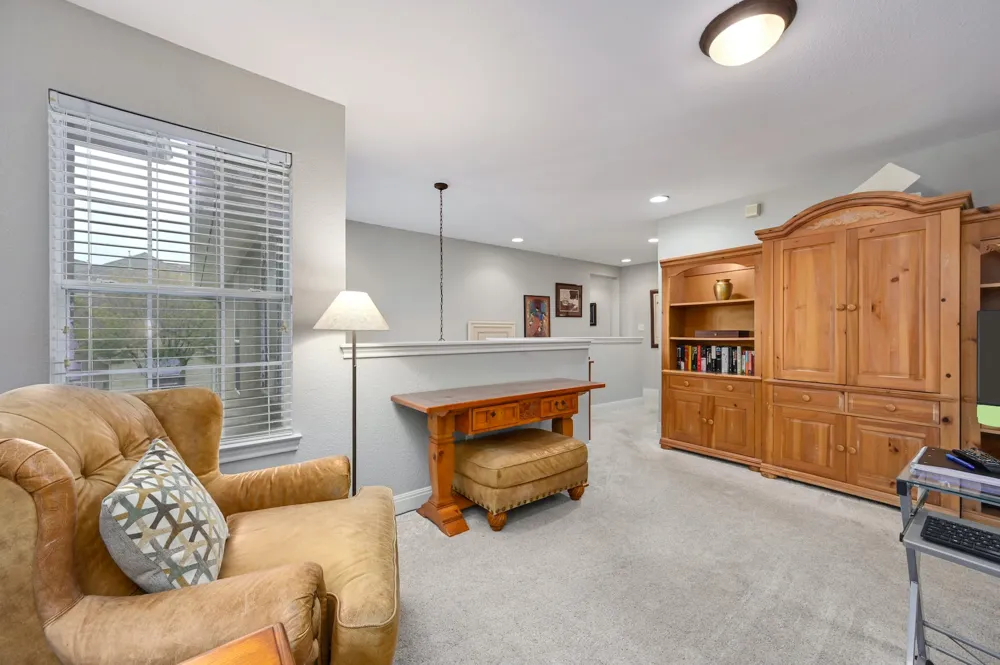 208 Aria Ridge #602 Austin, TX 78738