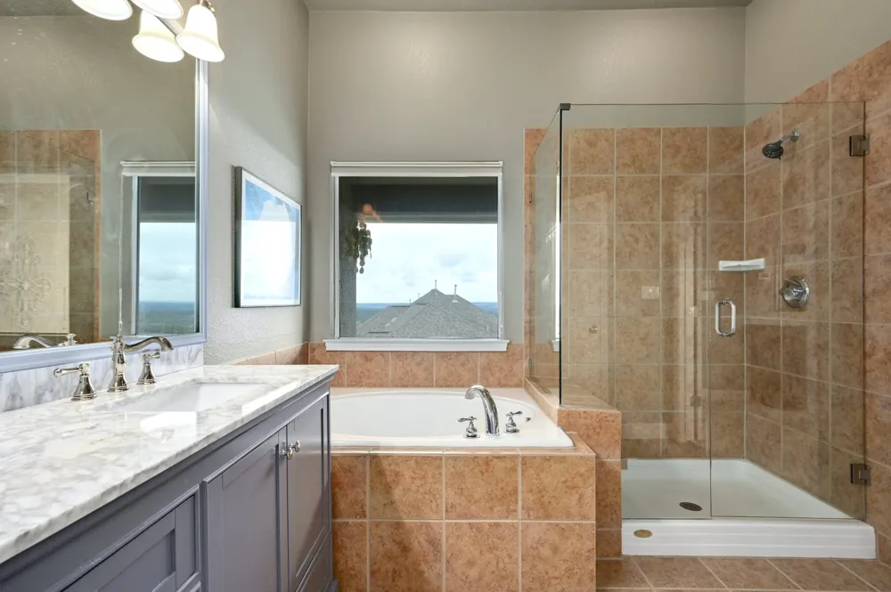 208 Aria Ridge #602 Austin, TX 78738