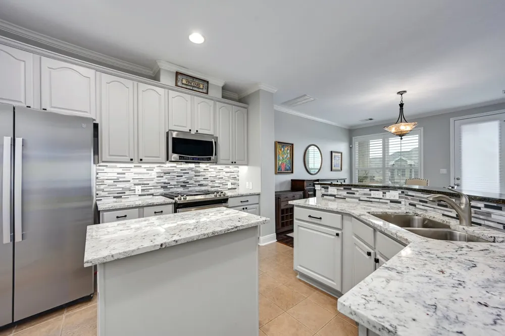 208 Aria Ridge #602 Austin, TX 78738