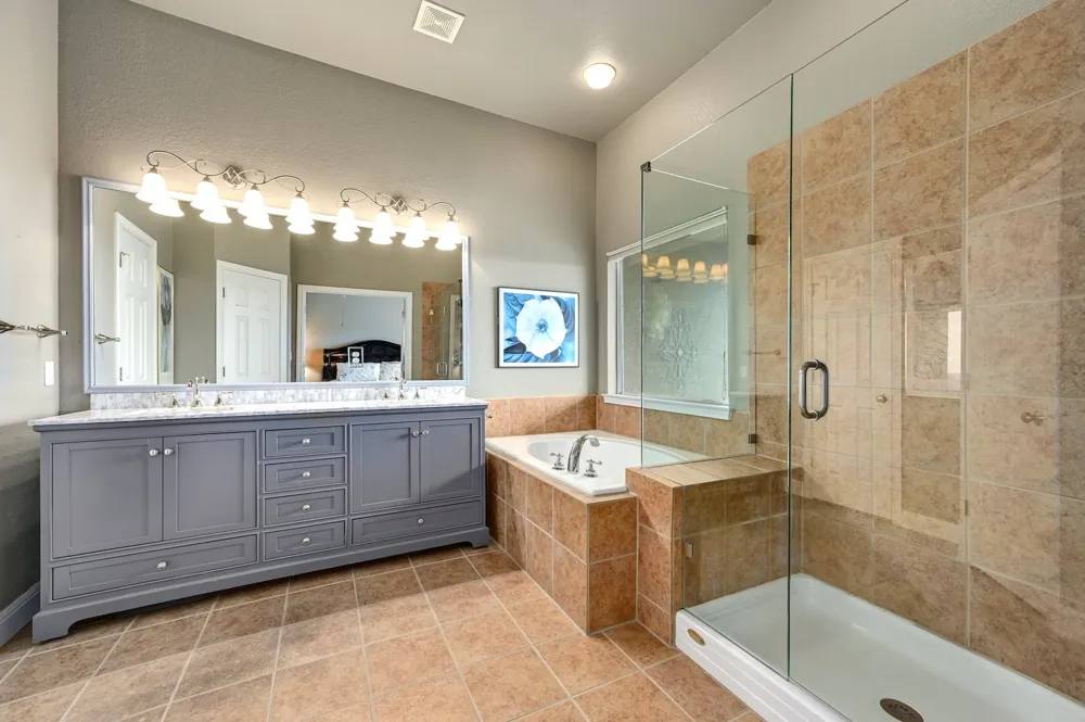 208 Aria Ridge #602 Austin, TX 78738