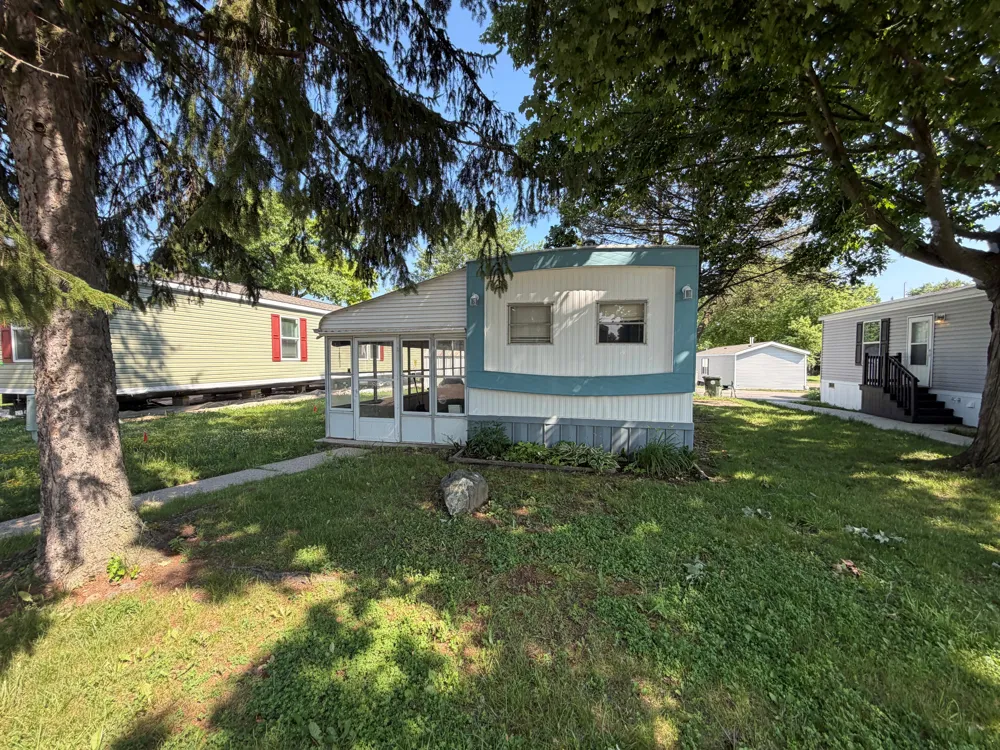 22 Sparrow Hill Drive, #364 Orion Township, MI 48359