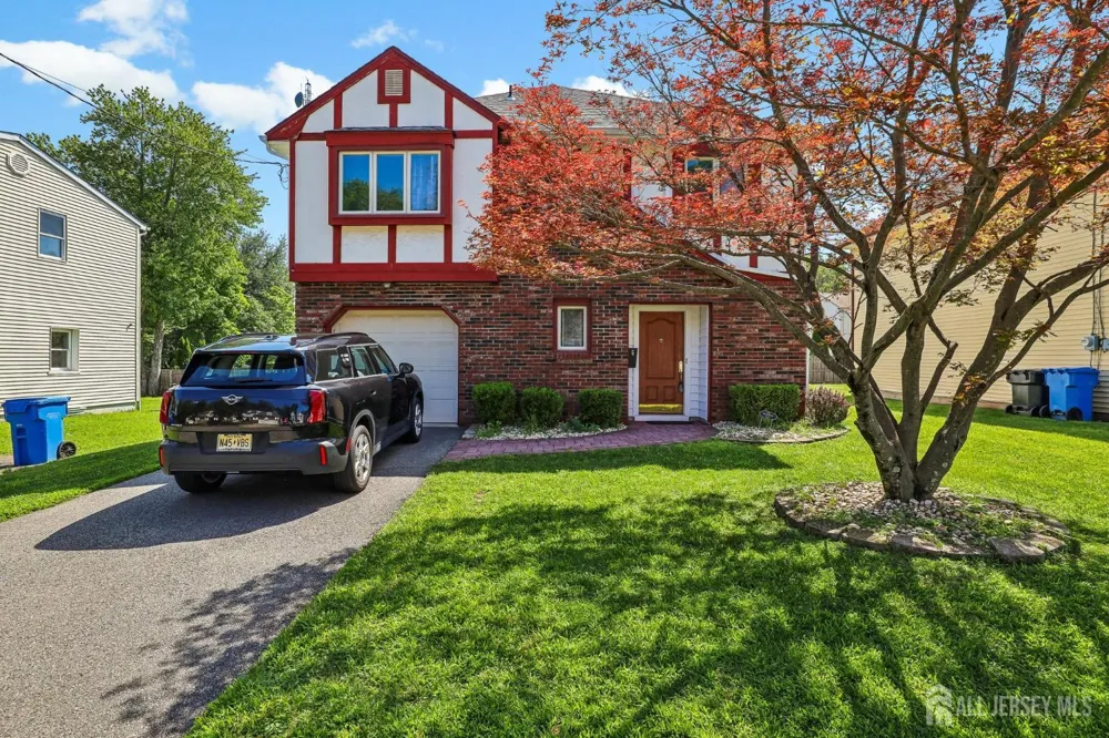6 Weston Street Metuchen, NJ 08840