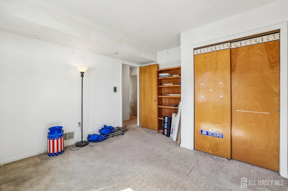 6 Weston Street Metuchen, NJ 08840