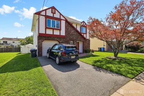 6 Weston Street