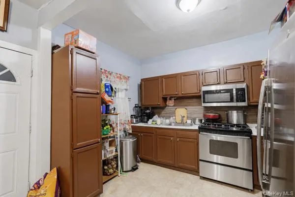 216 Dubois Street Newburgh, NY 12550