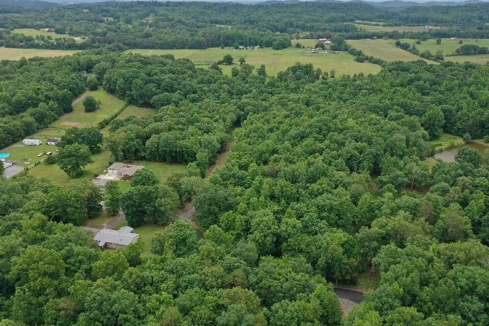 199 Co Rd 707 Athens, TN 37303