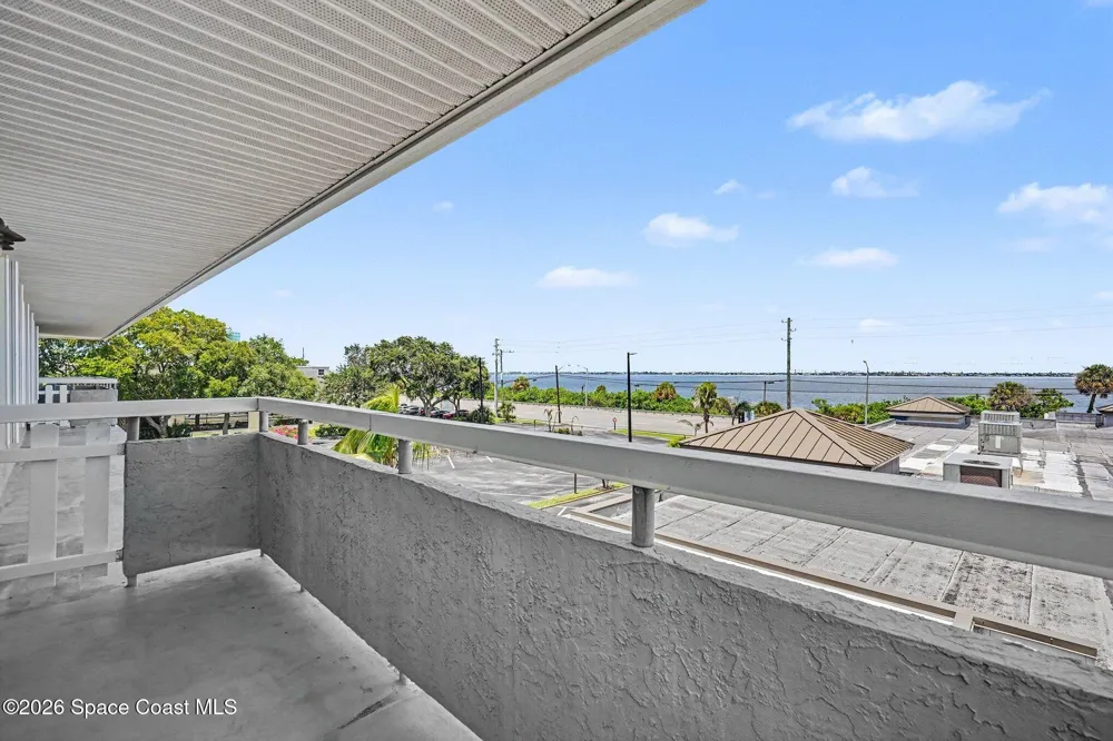303 Audubon Drive #301 Melbourne, FL 32901