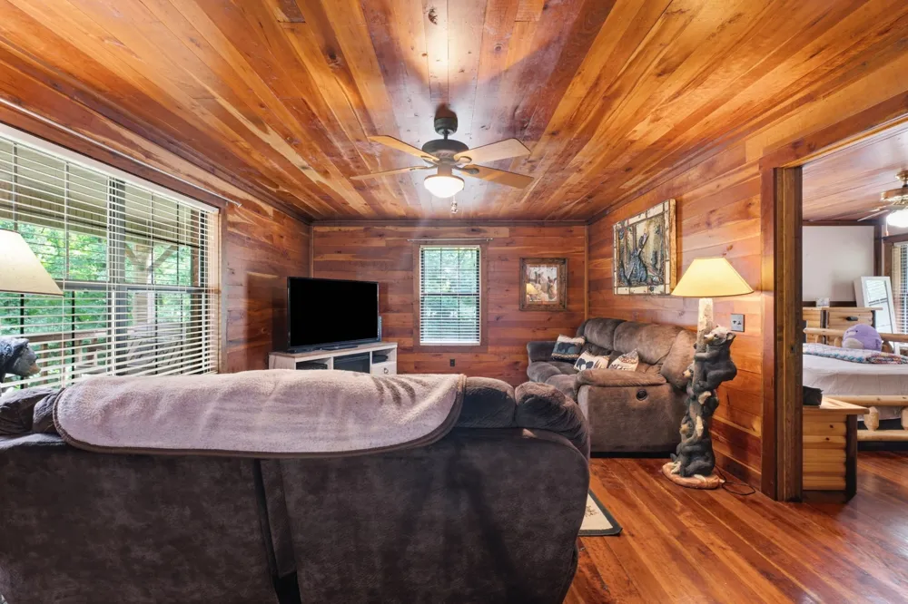 47 Holly Ln Woodbury, TN 37190