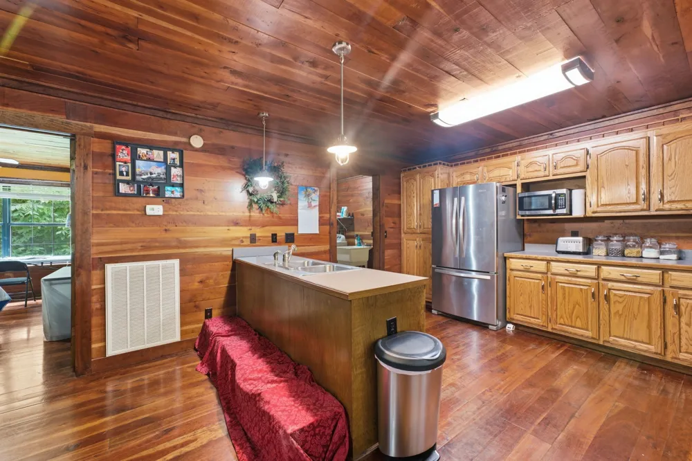 47 Holly Ln Woodbury, TN 37190