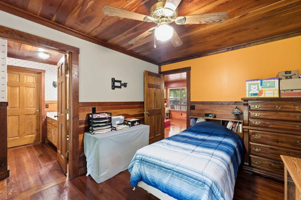 47 Holly Ln Woodbury, TN 37190