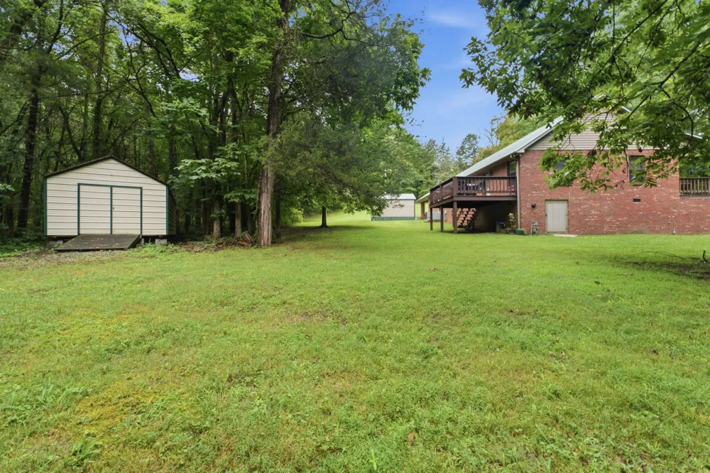 47 Holly Ln Woodbury, TN 37190