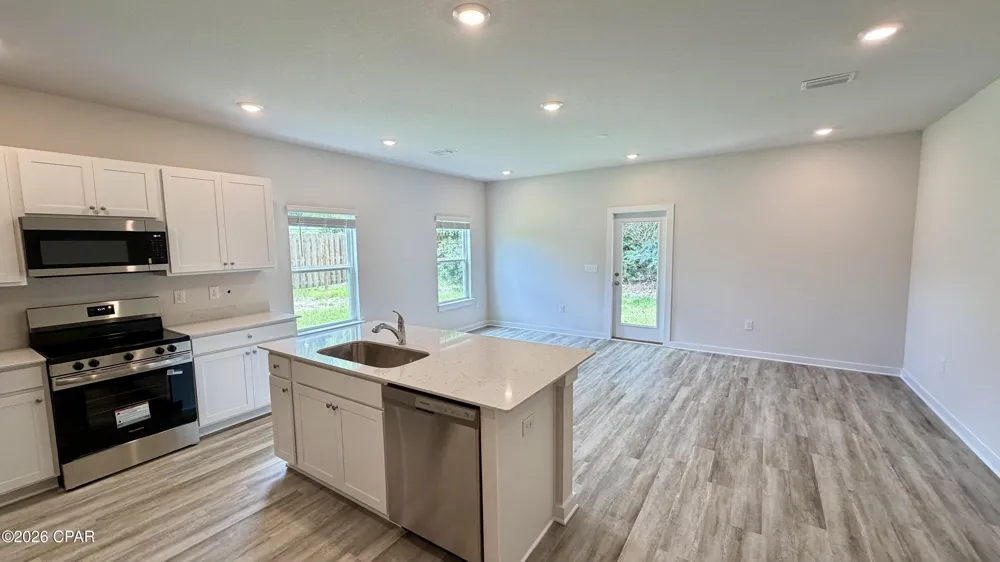 13 S Main Deck Drive Freeport, FL 32439