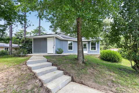 2757 Muir Lane